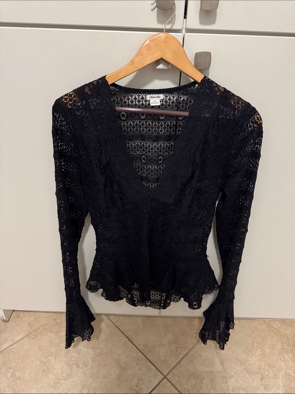 Kimchi Blue Black Lace V-Neck Peplum Top